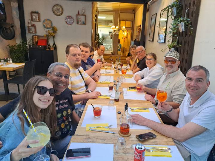 une quinzaine d'adhérents au restaurant 