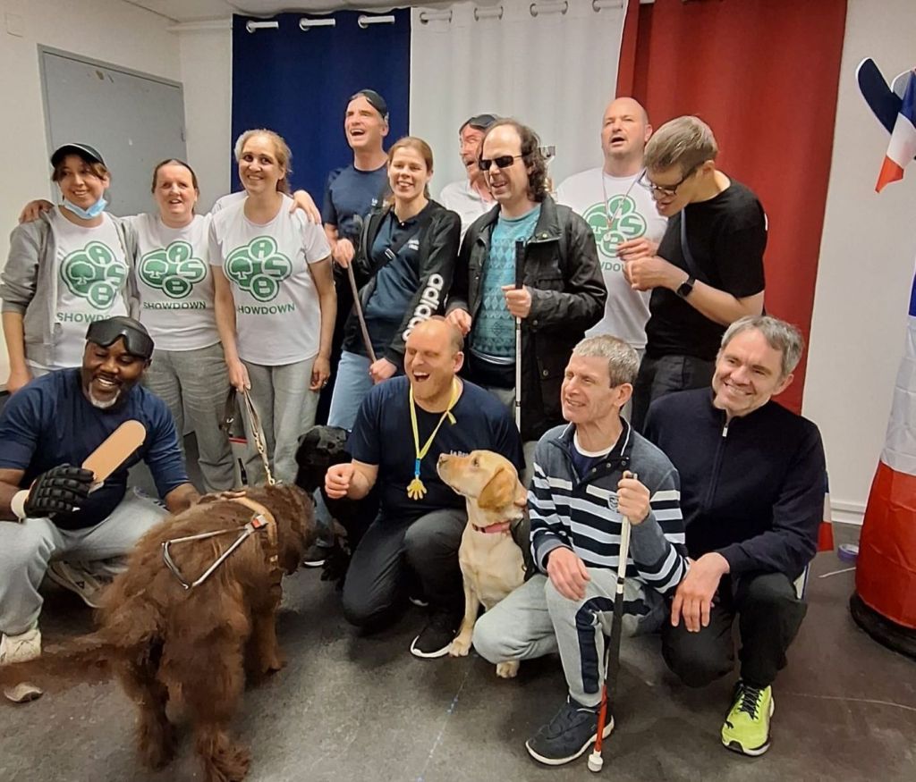 les athlètes tout sourire en photo de groupe